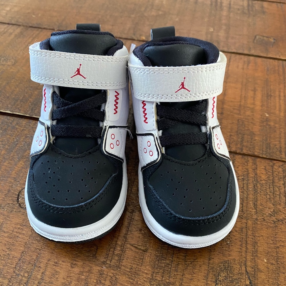 Jordan’s Toddler sneakers